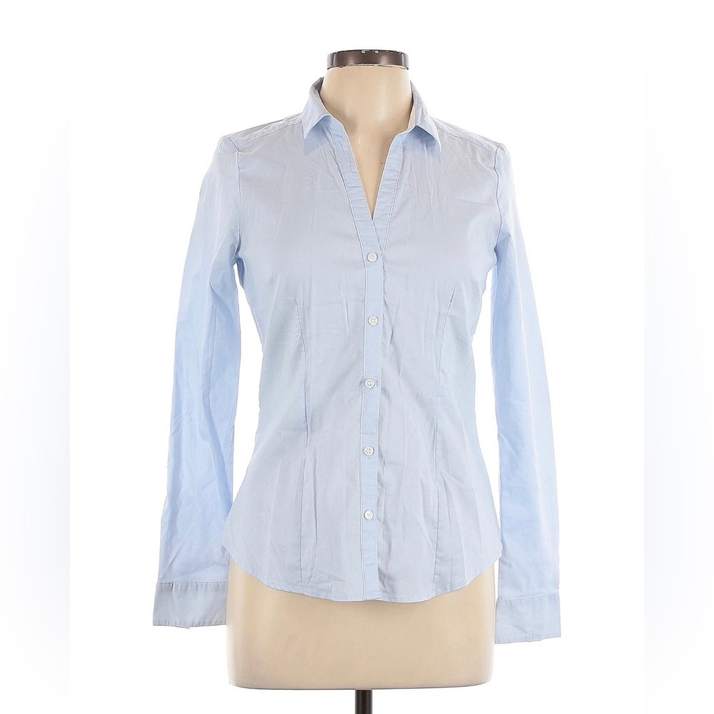 H&M Light Blue Button-Up Fitted Shirt
